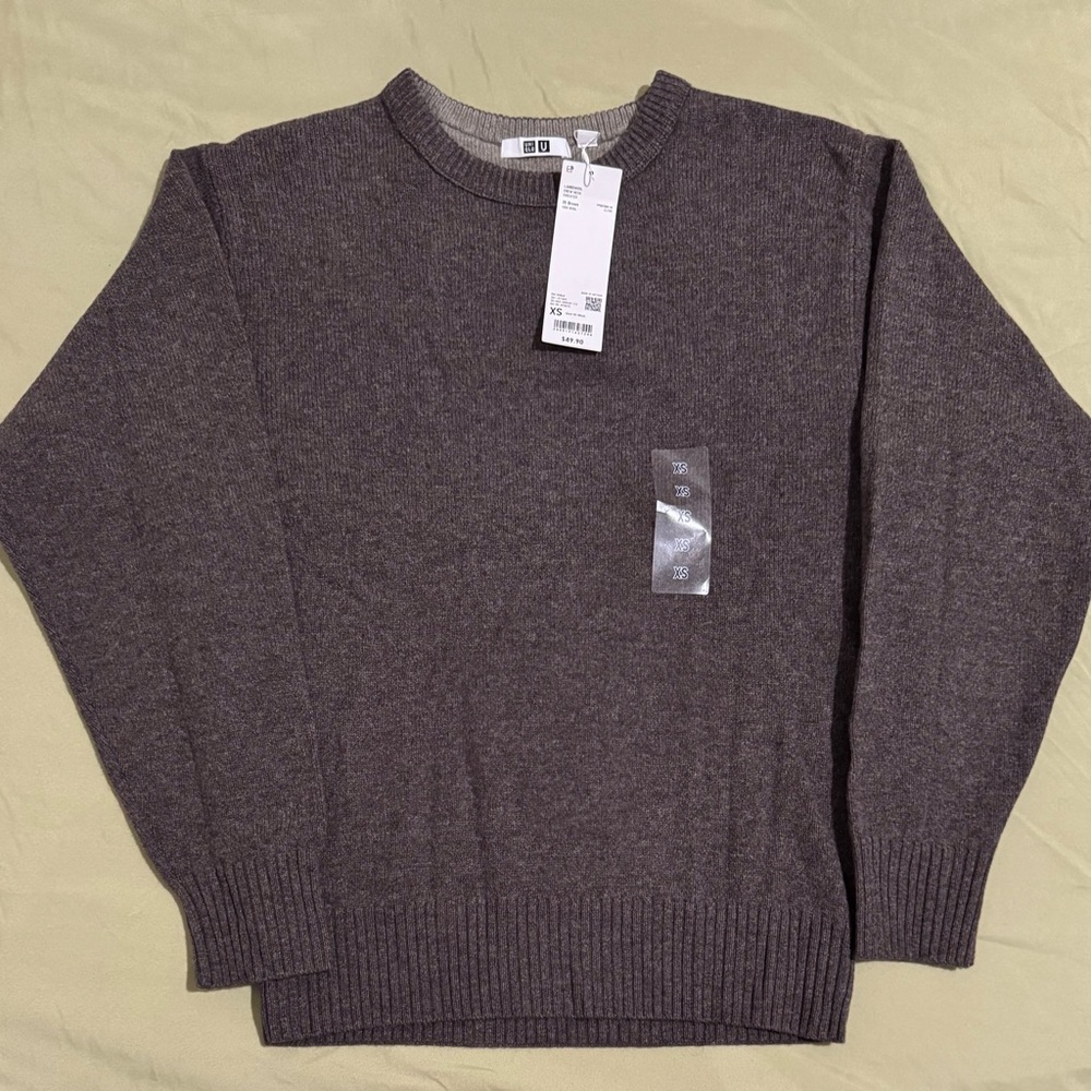 Uniqlo U Lambswool Sweater Unisex XS (19.3 inch PtP) 100% Wool NWT